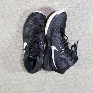 Nike Women's Size 8 Black Precision Basketball Athletic Shoes 898475-001